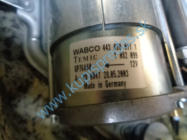 Kompresor vzduchového zavesenia BMW 7 E65 E66 WABCO