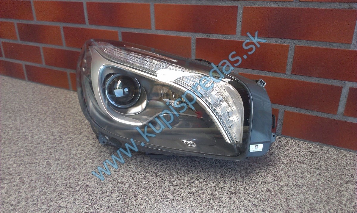 Predné pravé svetlo Xenon ILS Led MERCEDES SL W231 