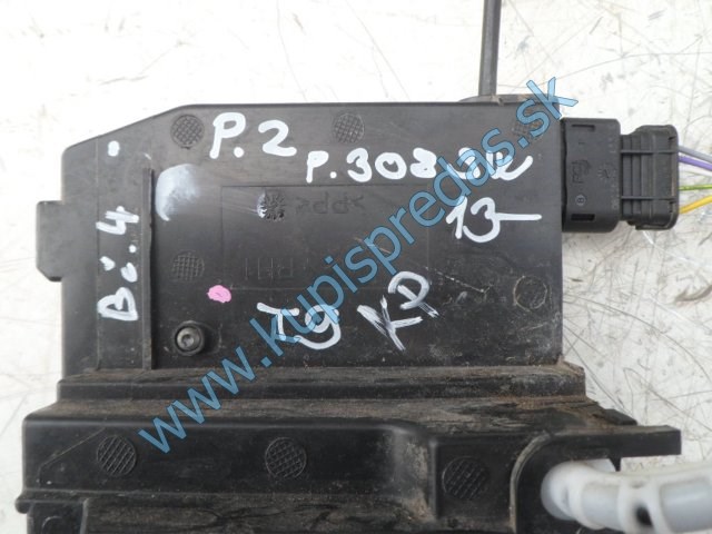 pravý zadný zámok na peugeot 308, SW, 9810309880, 7 pinov