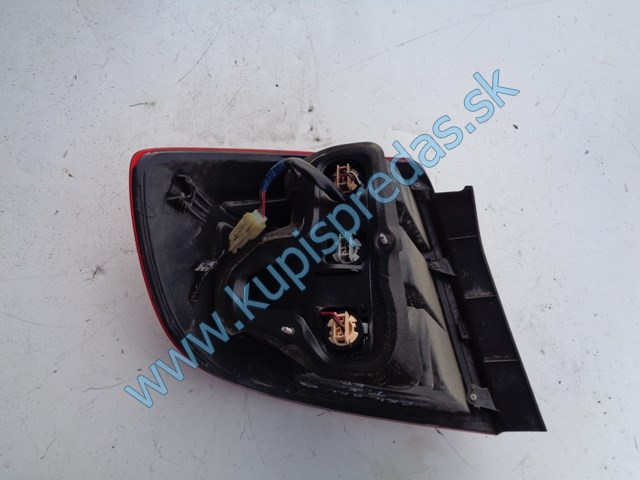 pravé zadné svetlo na suzuki sx4 sedan, 220-59158