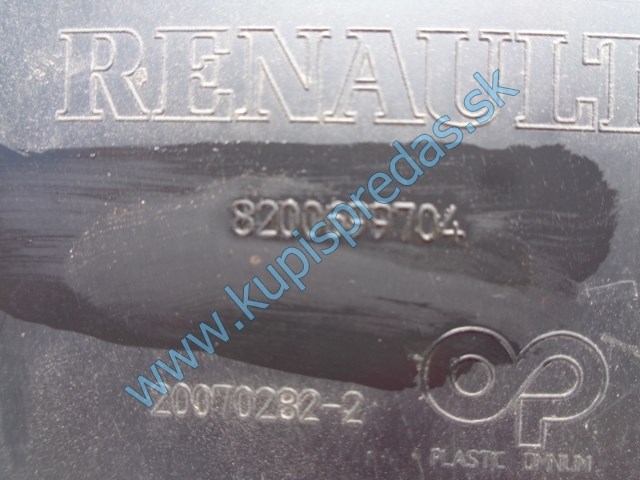 pravé zadné nadkolo na renault tháliu II, 8200699704