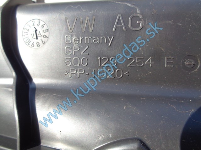 sanie na chladicovej stene na vw volkswagen golf VII, 5Q0129254E