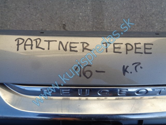 kompletný predný nárazník na peugeot partner teepe, 